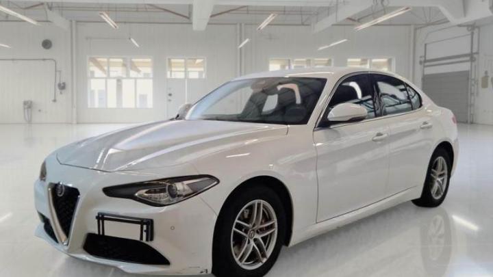 Alfa Romeo GIULIA 2.2 TD 160CV BUSINESS AT8