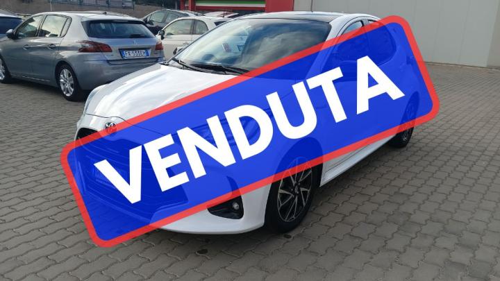 Toyota Yaris 1.5 Hybrid 5 porte Lounge