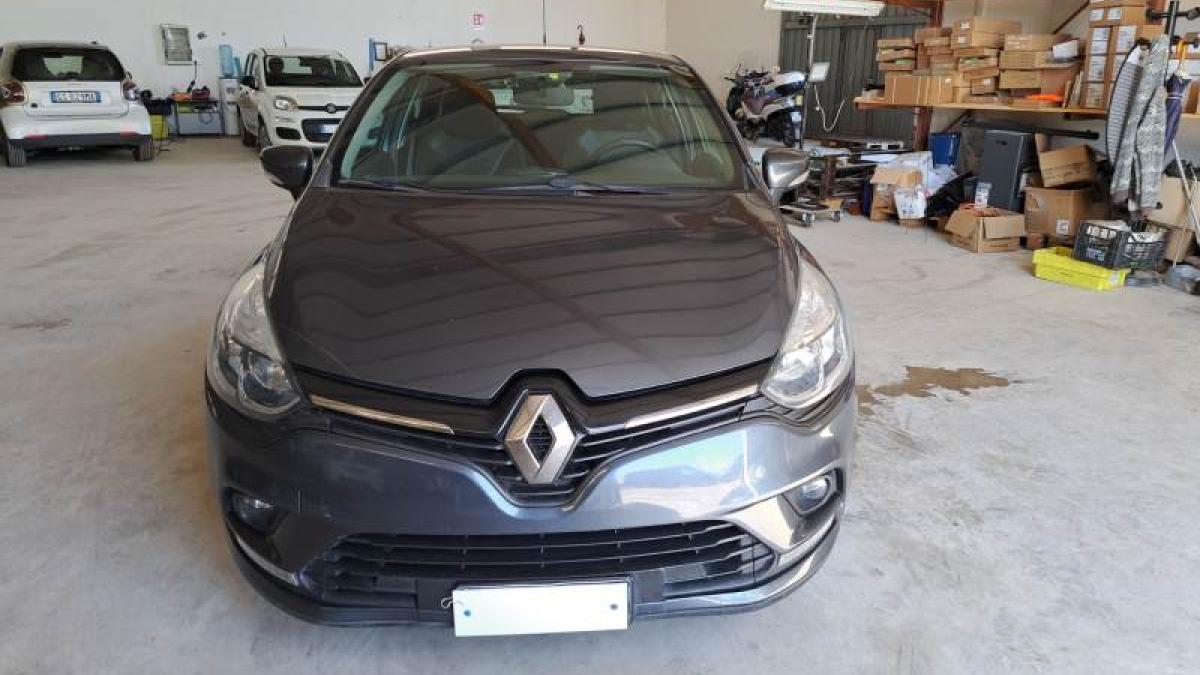 Renault Clio 1.0 TCe 75 CV  5 porte Business 244
