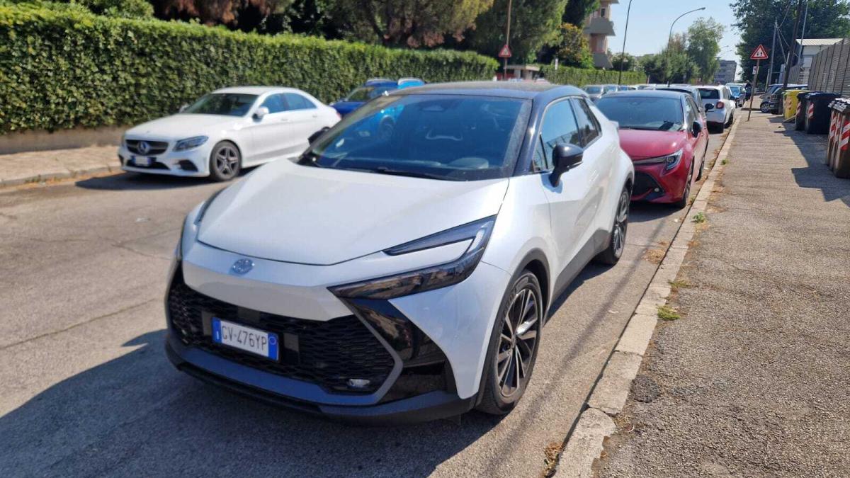 Toyota C-HR 1.8 HV 98cv Lounge