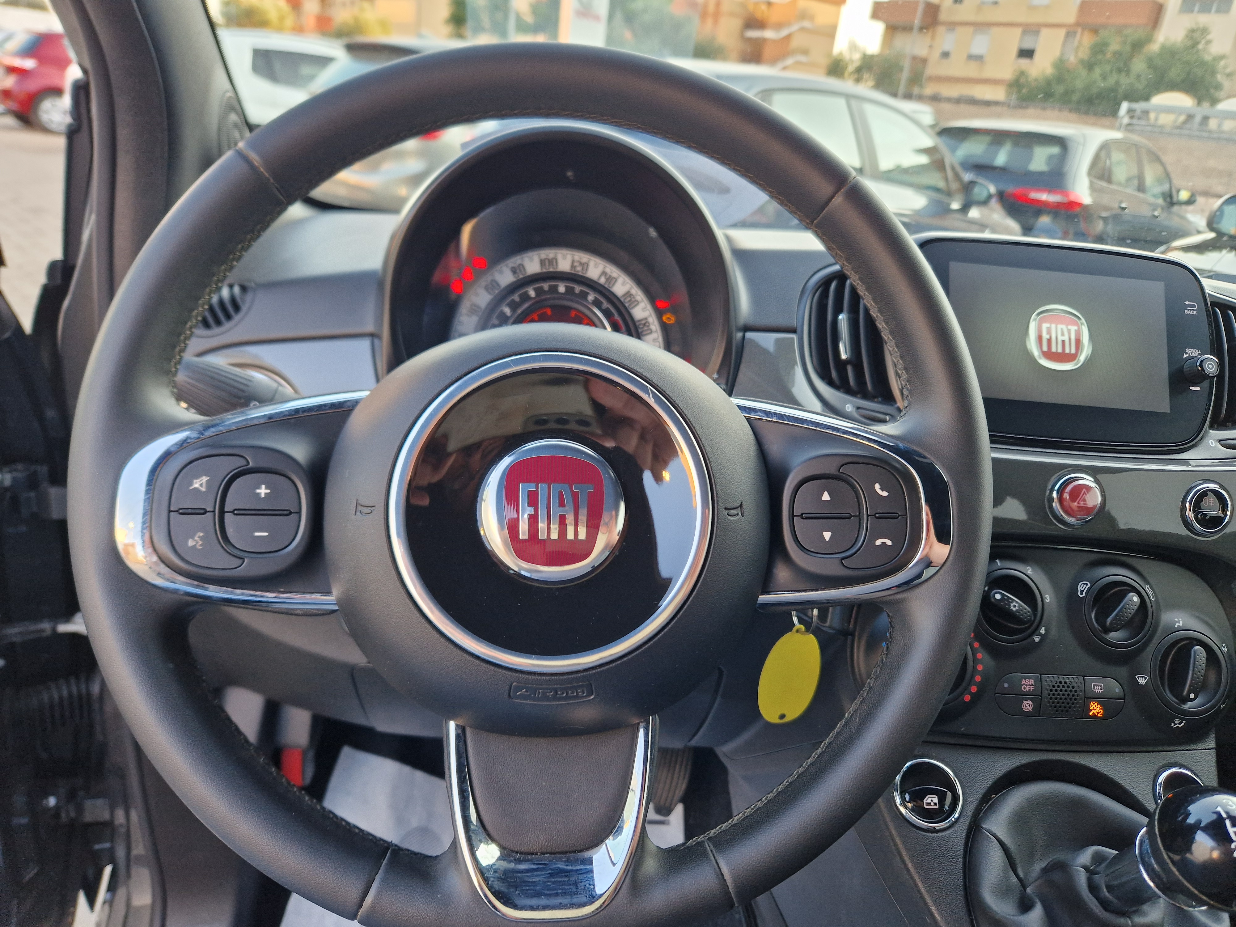 Fiat 500 Hybrid Lounge