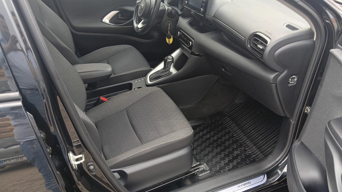 Toyota Yaris 1.5 Hybrid 5 porte Trend 766