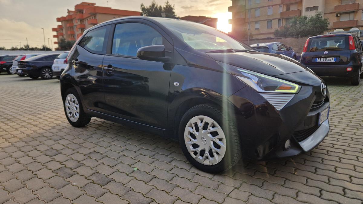 Toyota Aygo X Play