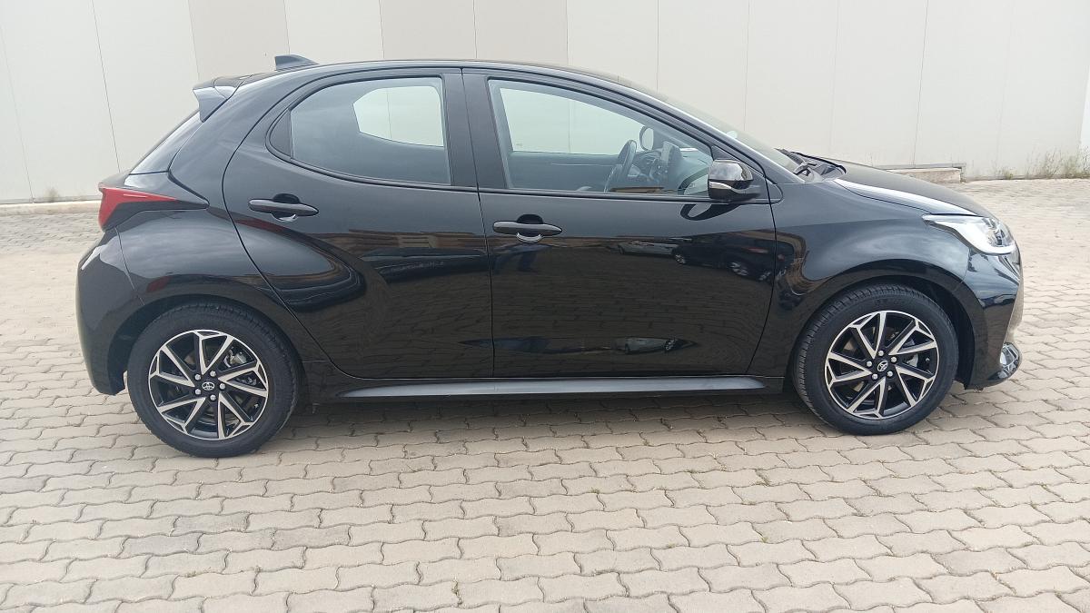 Toyota Yaris 1.5 Hybrid 5 porte Trend 766
