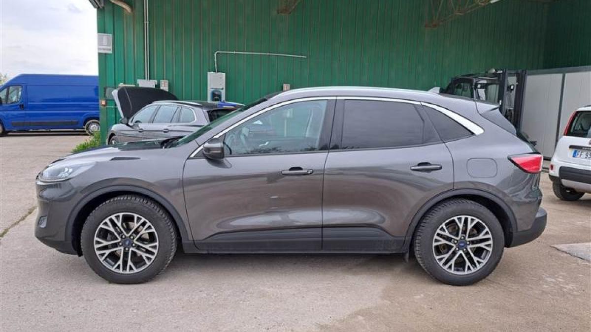 Ford Kuga 1.5 120 CV aut. 2WD Titanium Business