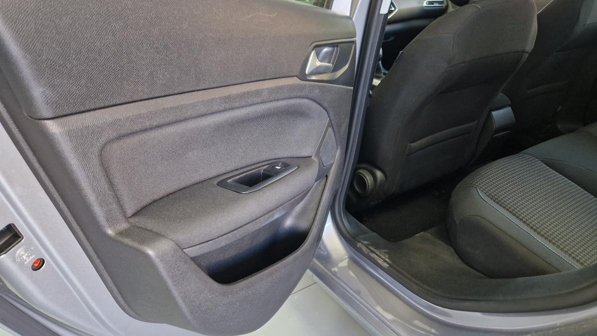 Peugeot 308 BlueHDi 130 EAT8 Business