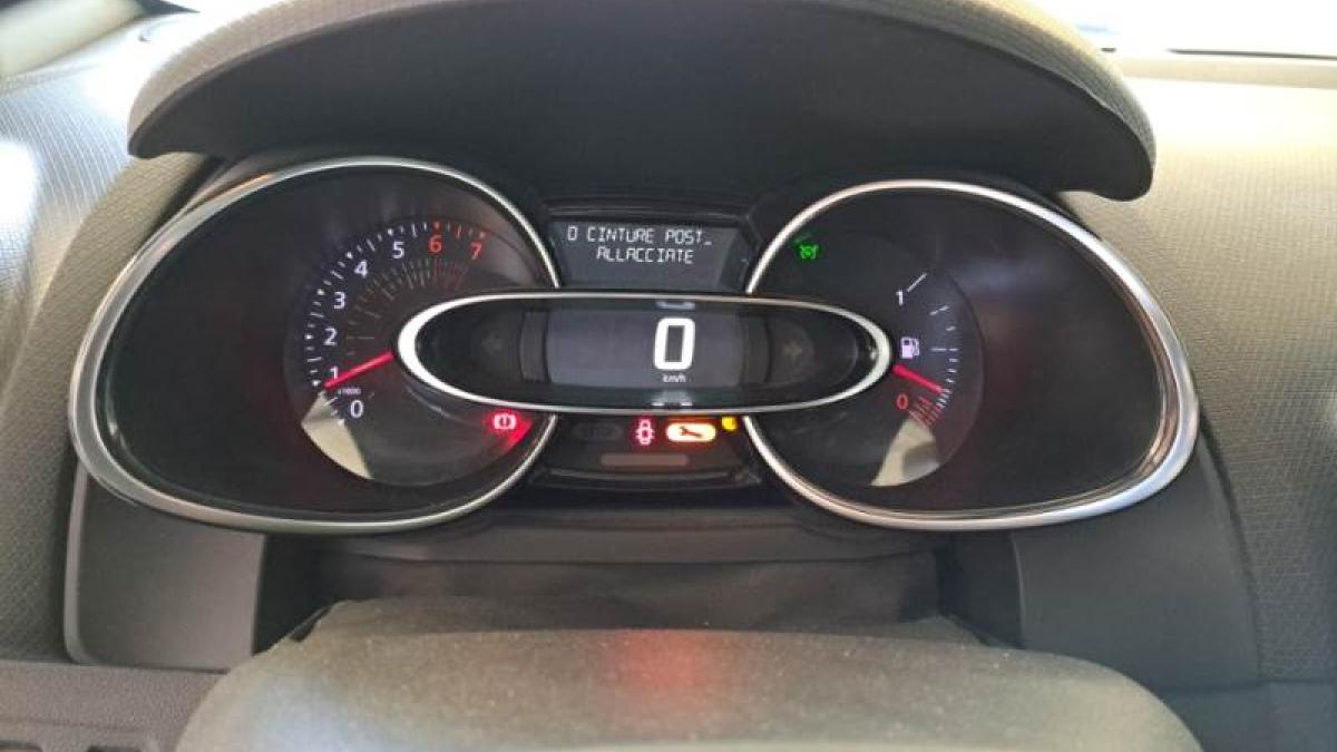 Renault Clio 1.0 TCe 75 CV  5 porte Business 244