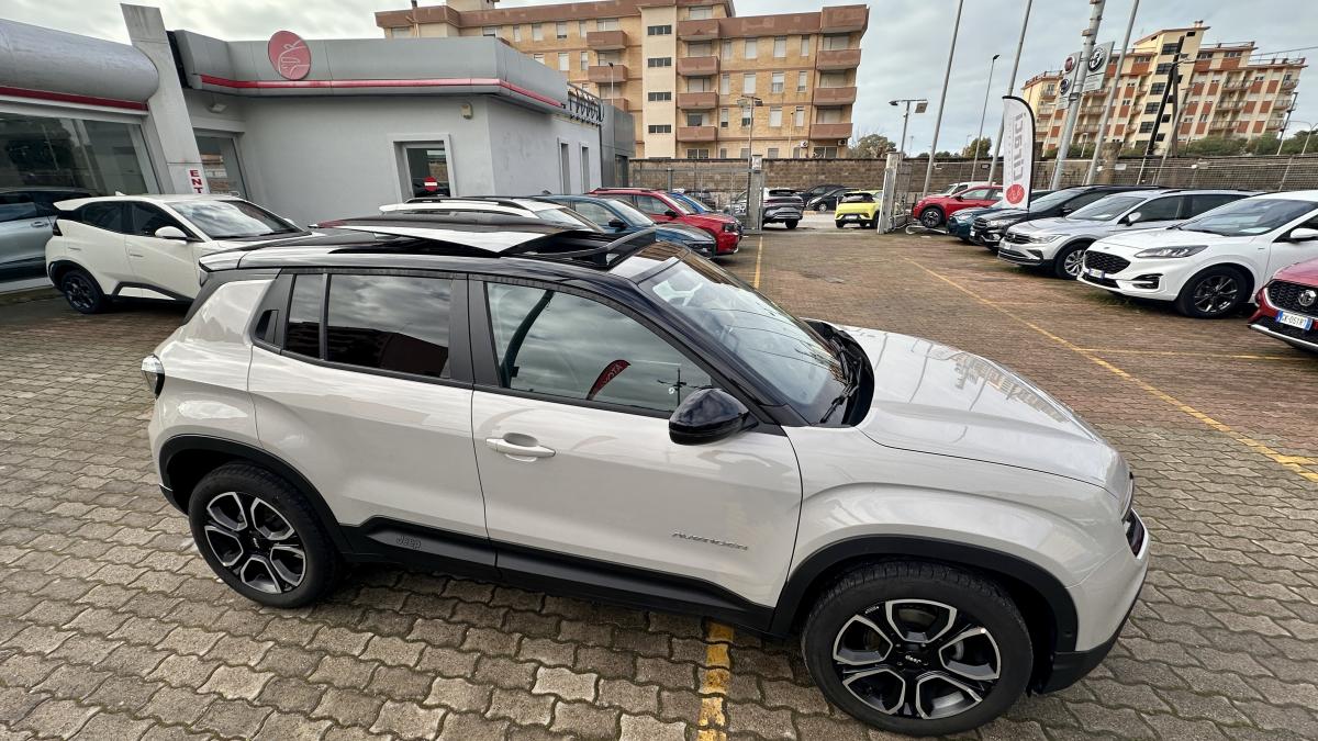 Jeep Avenger 1.2 SUMMIT