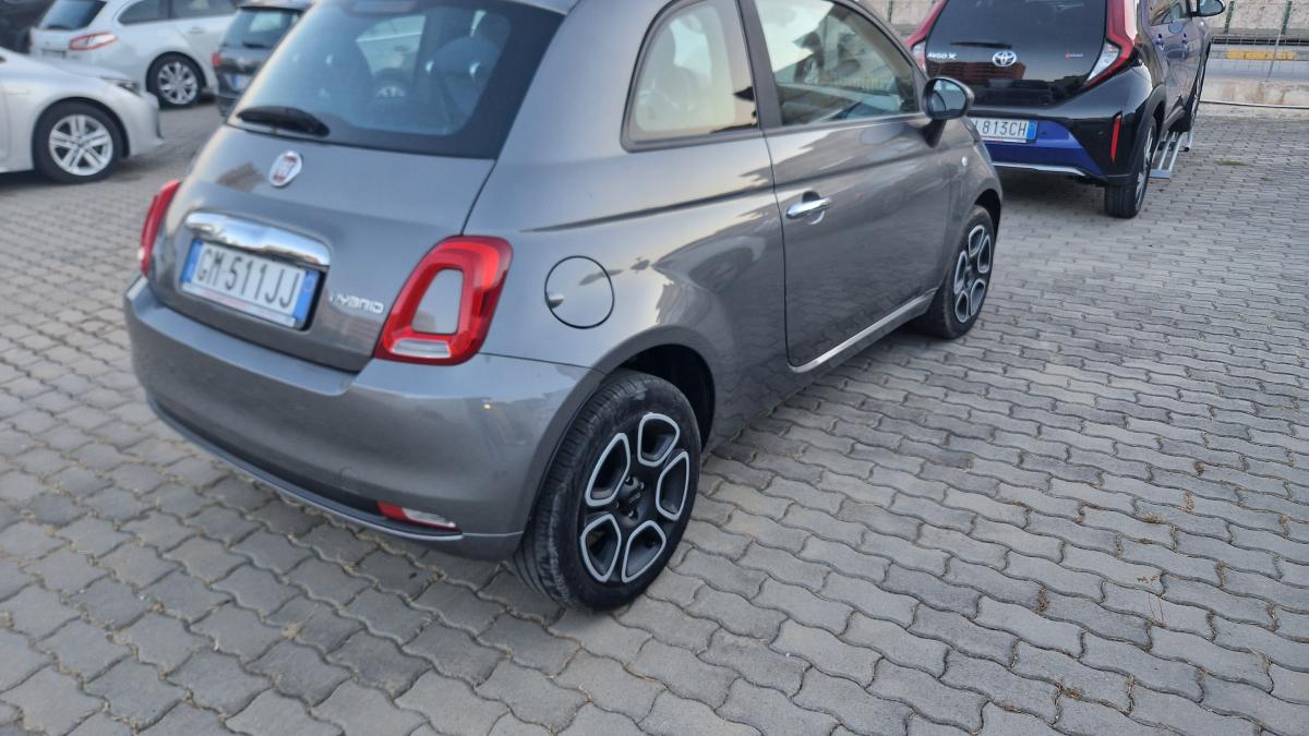 Fiat 500 Hybrid Club