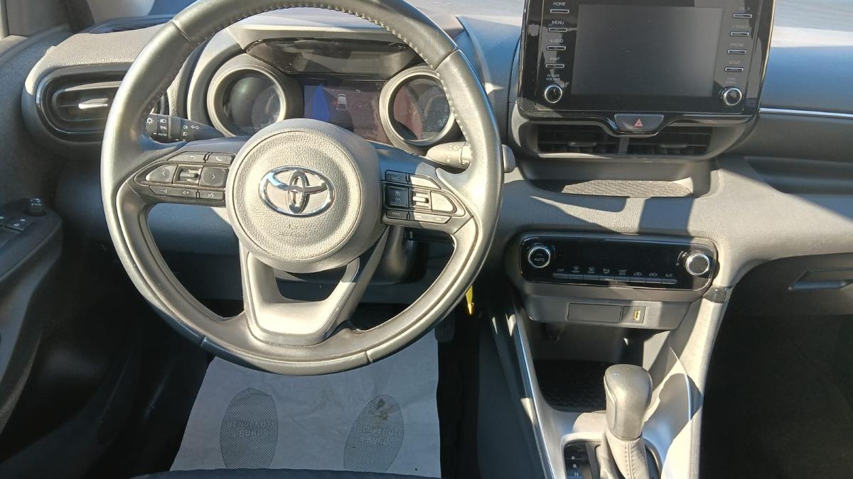 Toyota Yaris Trend Full Hybrid 051