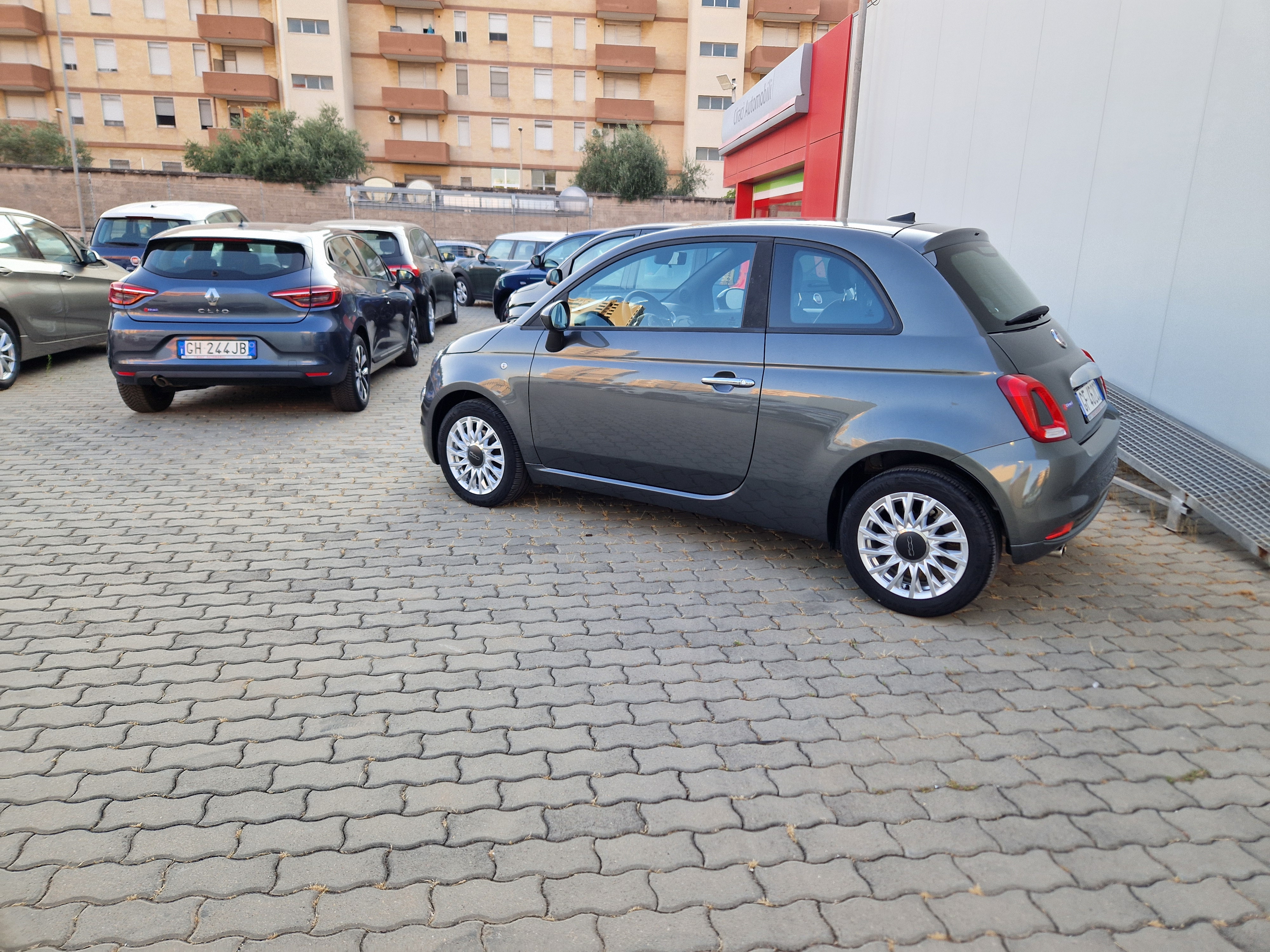 Fiat 500 Hybrid Lounge