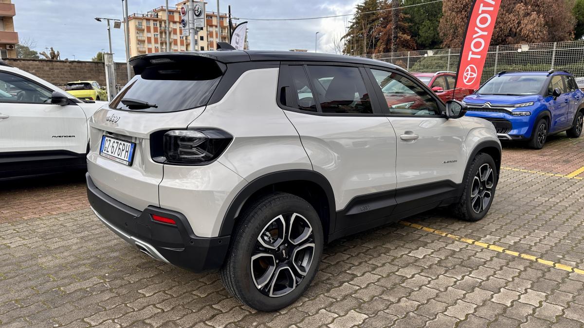 Jeep Avenger 1.2 SUMMIT