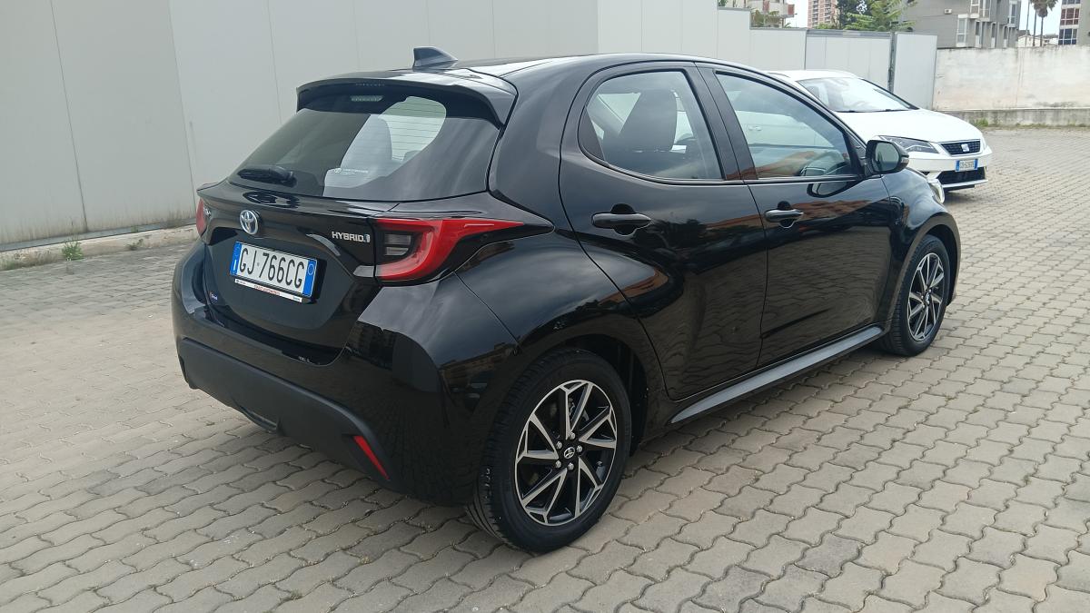 Toyota Yaris 1.5 Hybrid 5 porte Trend 766
