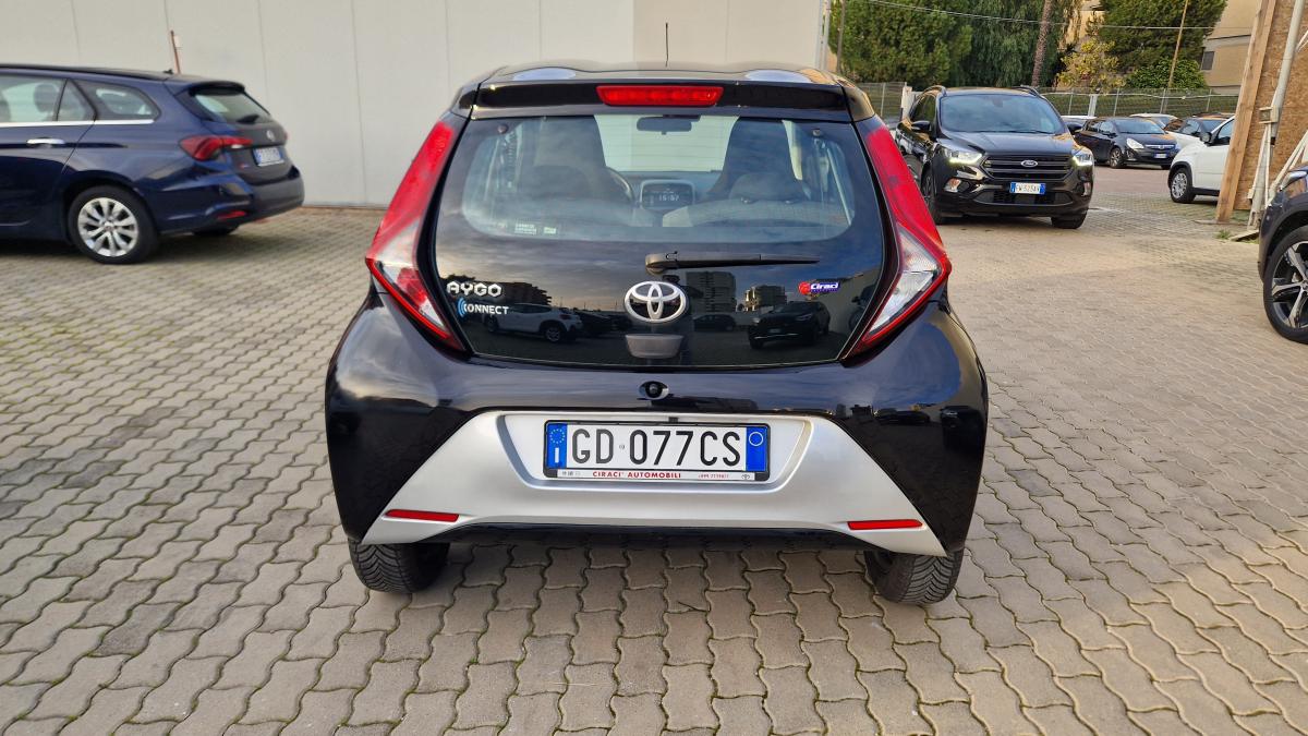 Toyota Aygo X Play