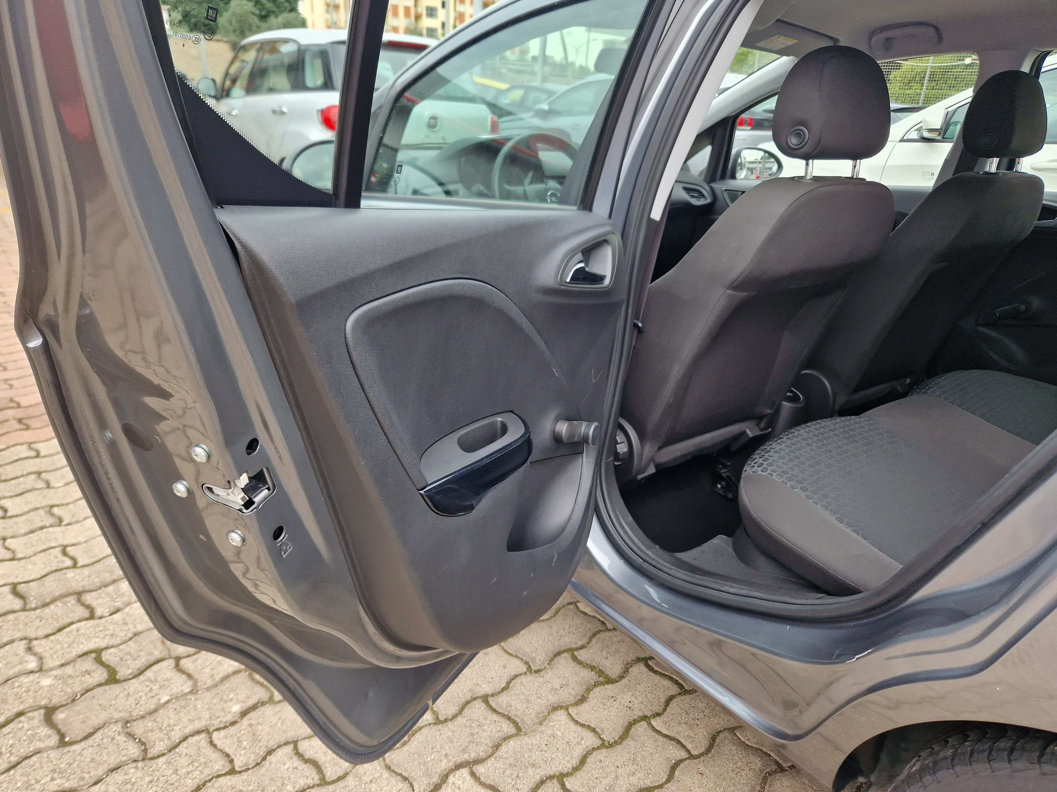 Opel Corsa Advance 285
