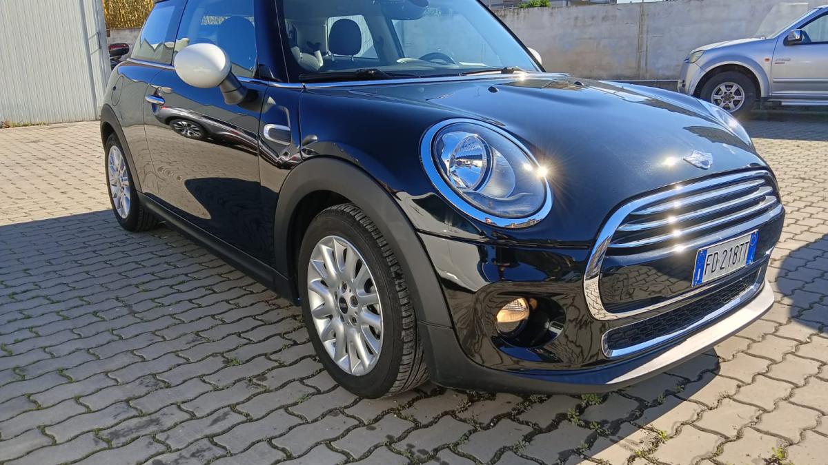 Mini Cooper D Automatica