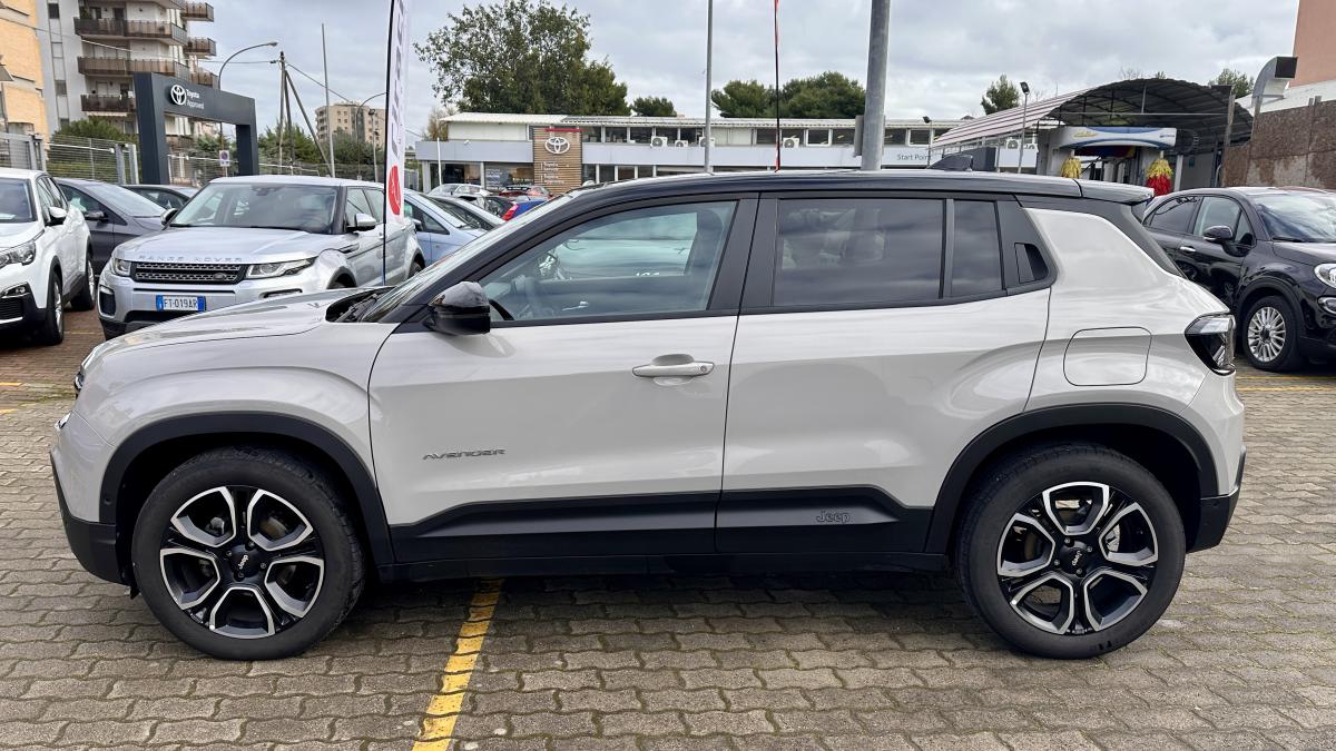 Jeep Avenger 1.2 SUMMIT