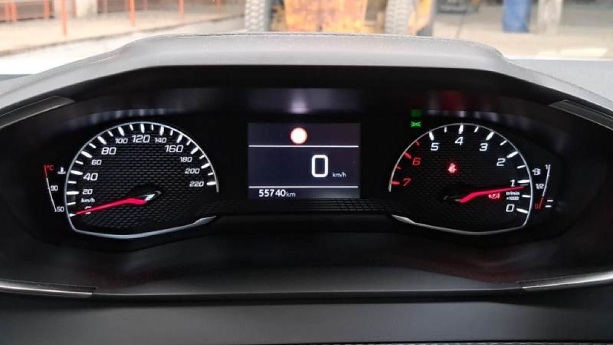 Peugeot 2008 1.2 PureTech 100cv Active