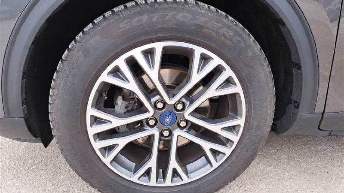Ford Kuga 1.5 120 CV aut. 2WD Titanium Business