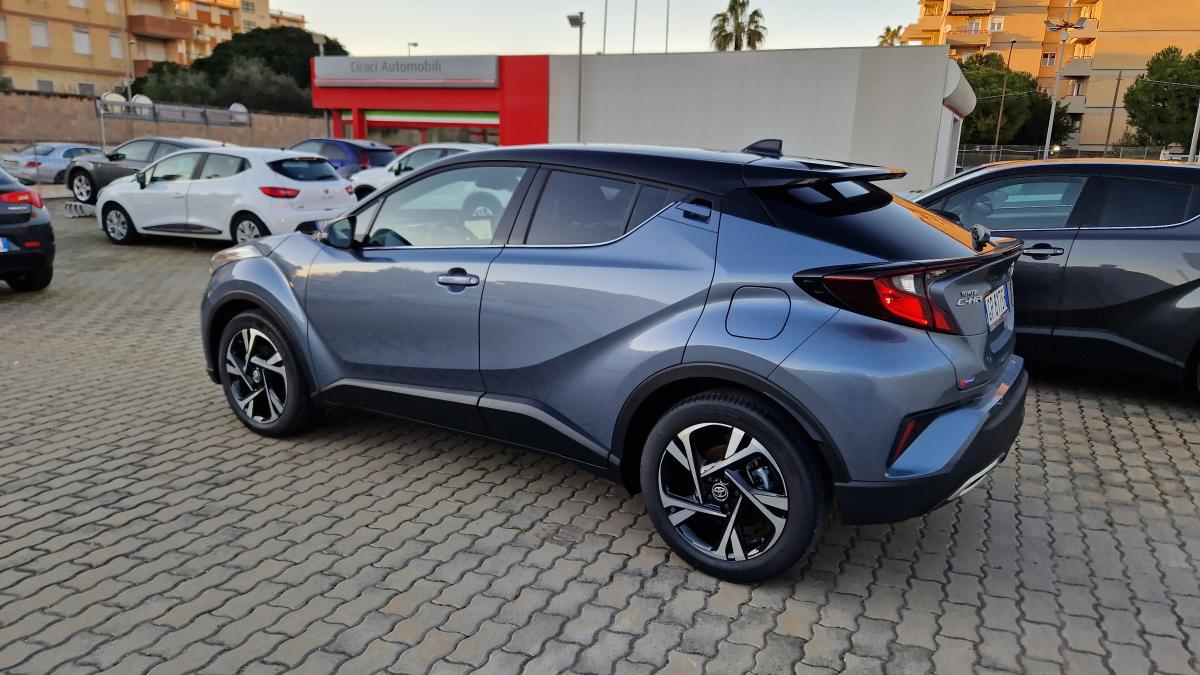 Toyota CHR KM0 2.0 Trend