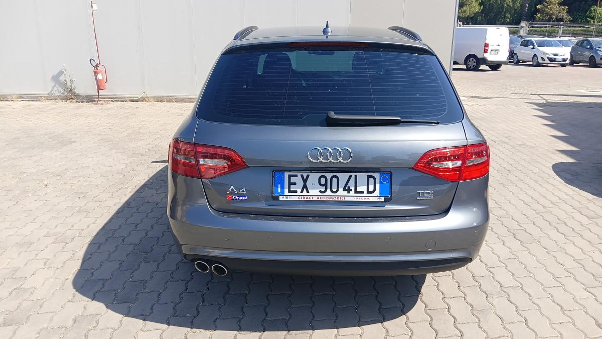 A4 Avant 2.0 TDI 177CV Quattro S-Tronic